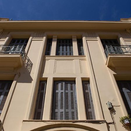 Plato'S Square Apartments Athene Buitenkant foto