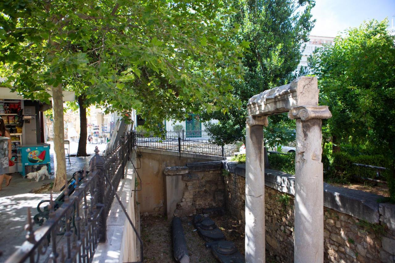 Plato'S Square Apartments Athene Buitenkant foto
